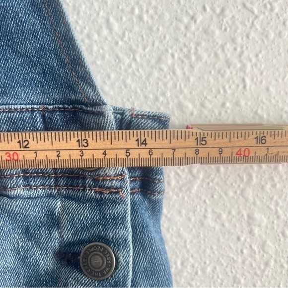 Free People We the Free Slim Ankle Denim Overalls Size 28 - Picture 5 of 13